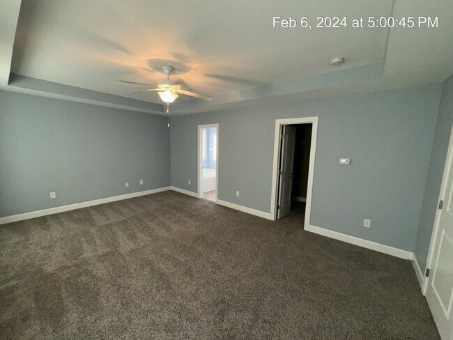 Building Photo - 118 Blackhawk Lane