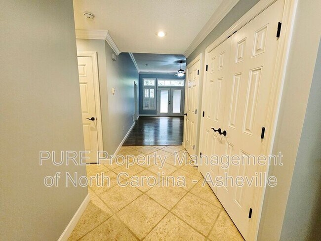 Building Photo - 14 Jennlynn Dr