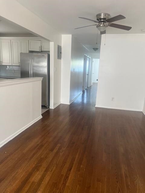 Building Photo - 105 Evergreen St