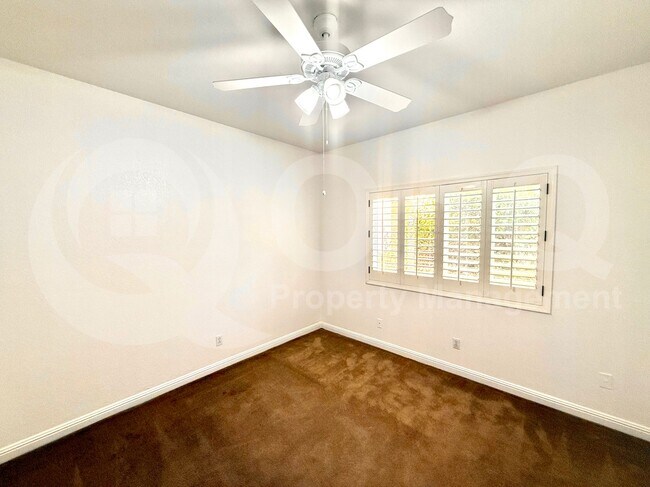 Building Photo - 1625 W Gunstock Loop