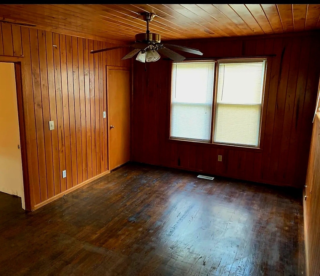 Building Photo - 109 Westridge Dr