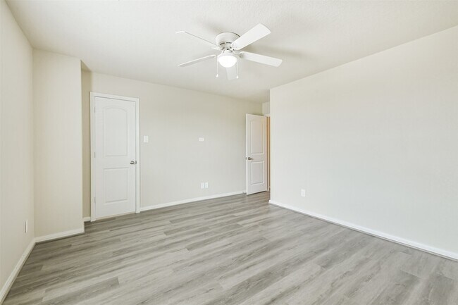 Building Photo - 12638 Silver Winter Trl