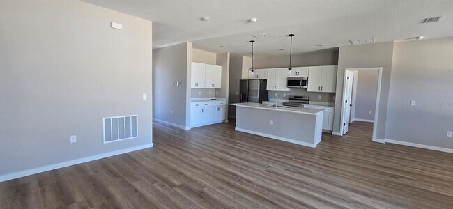 Building Photo - 9975 SW 39th Terrace