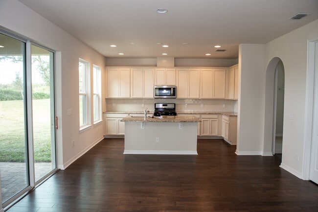Building Photo - 17361 Bal Harbour Dr