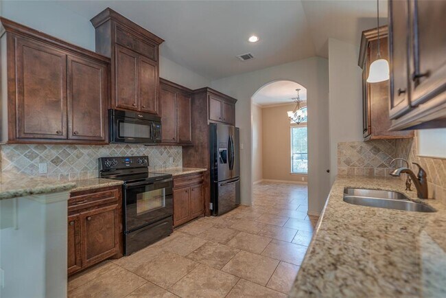 Building Photo - 12130 Brightwood Dr
