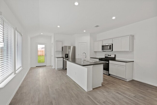 Building Photo - 5475 Creekstone Rise Ln