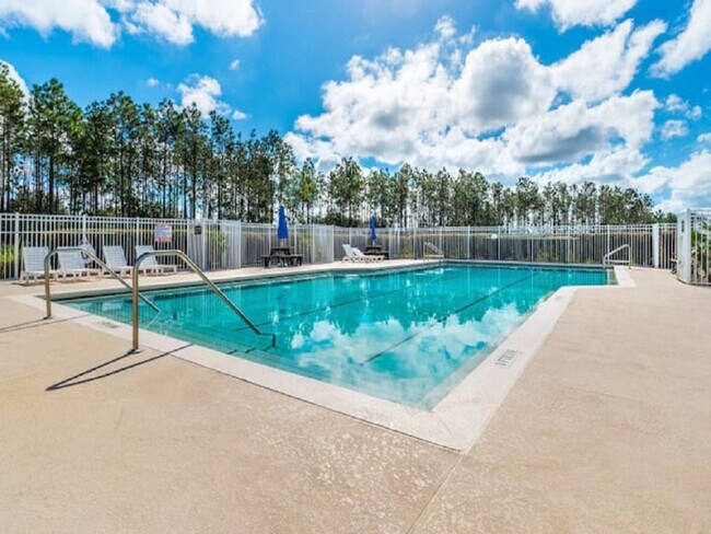 Building Photo - 1145 Troon Cir