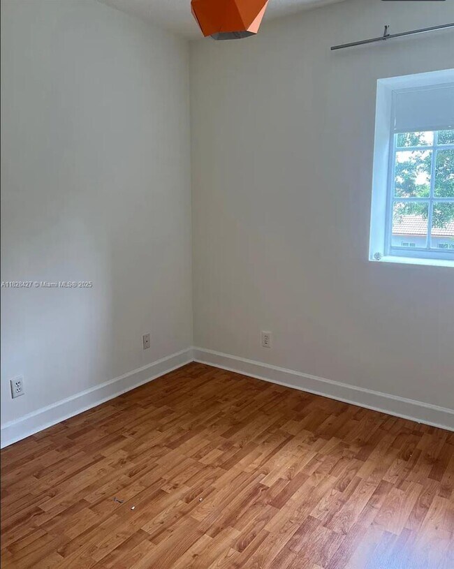 Building Photo - 3174 NW 98th Ct