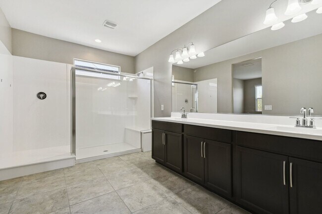 Building Photo - 4 Bedroom Home in Tartesso, a Master Planned Community