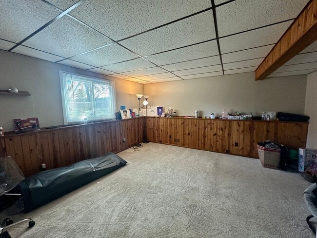 Building Photo - Beautiful 3 bedroom, 2 bath Townhome with ...