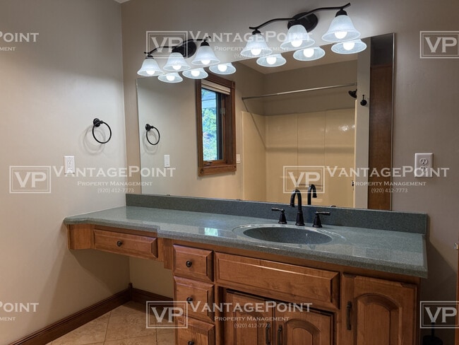 Building Photo - 3121 Squire Ct