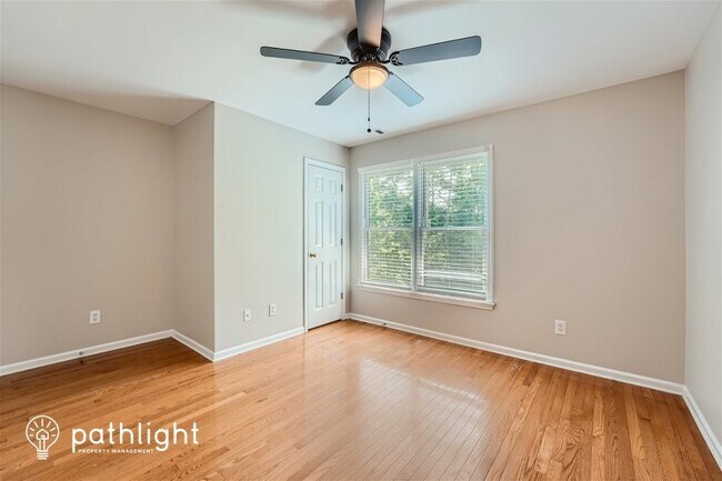 Building Photo - 4011 Iron Hill Ln