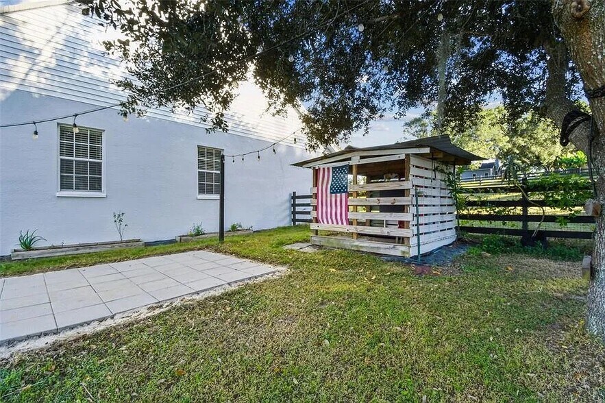 Building Photo - 36747 Open Country Ln