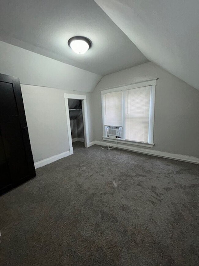 Building Photo - Coming Soon!