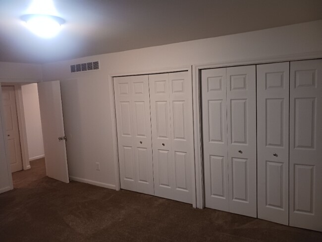 Building Photo - 1637 7 Trails Ct