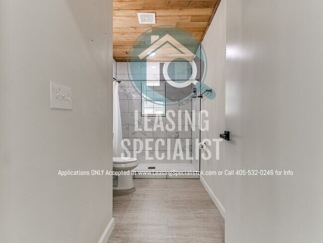 Building Photo - Norman 3 Bed 2 Bath New Custom Build Available for Immediate Move!!