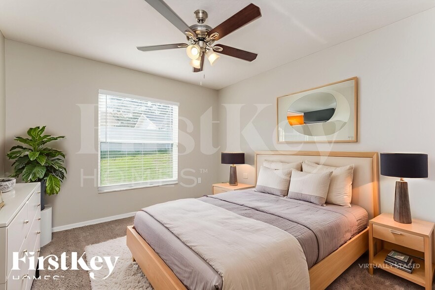 Building Photo - 10121 Briar Cir