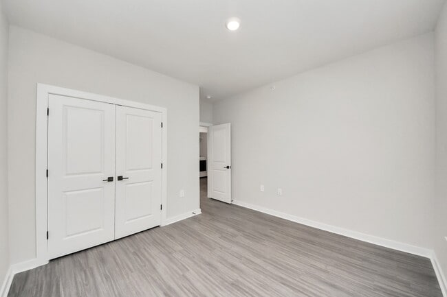 Building Photo - 7711 Longmire Rd