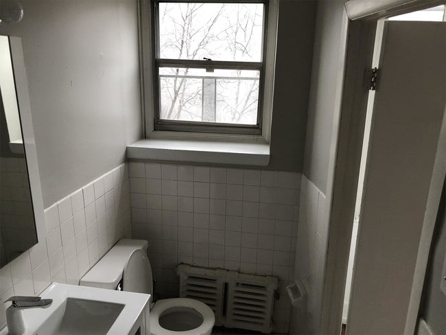 Building Photo - 1114 Spruce St