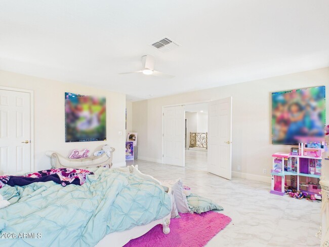 Building Photo - 7446 W Tumblewood Dr