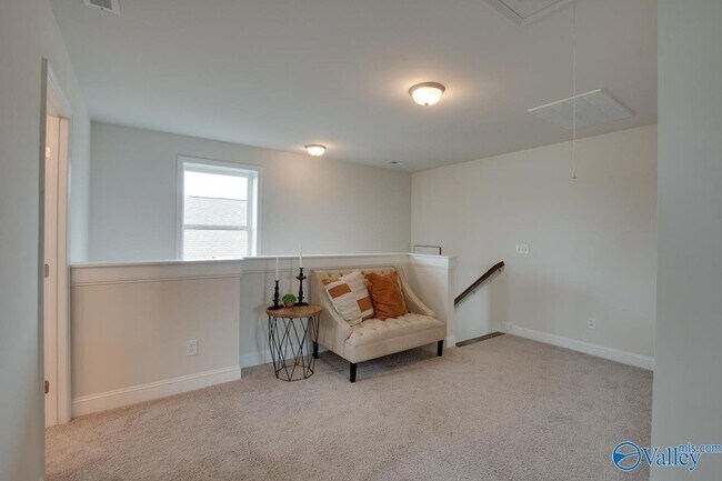 Building Photo - 12900 Tallulah Dr