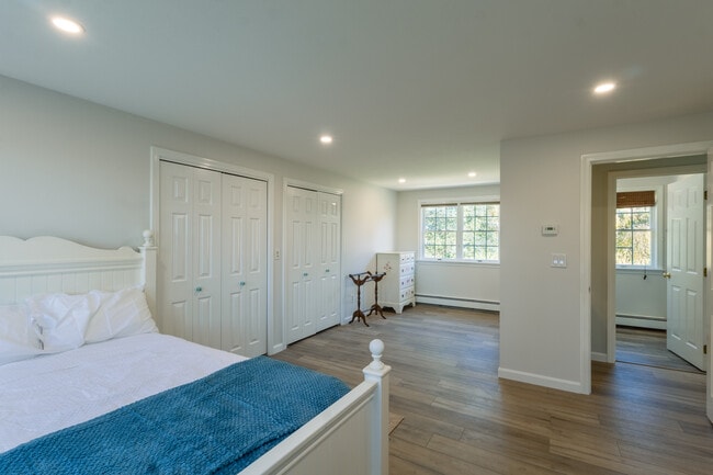 Building Photo - 613 MA-6A