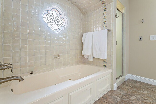 Building Photo - Your Arizona Retreat Awaits Your Arrival!