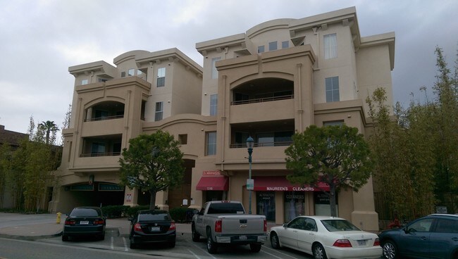 Building Photo - 1301 Cabrillo Ave