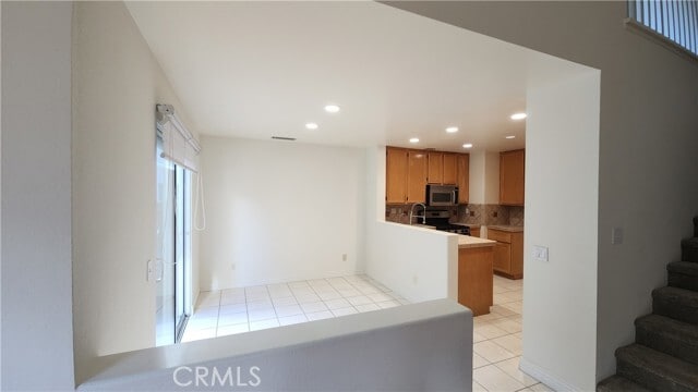 Building Photo - 14880 Honey Ct