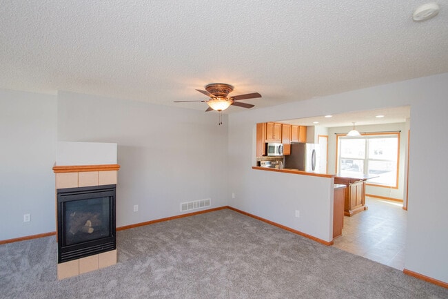 Building Photo - 15119 Fanning Dr N