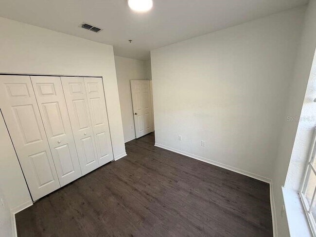 Building Photo - 825 Grand Regency