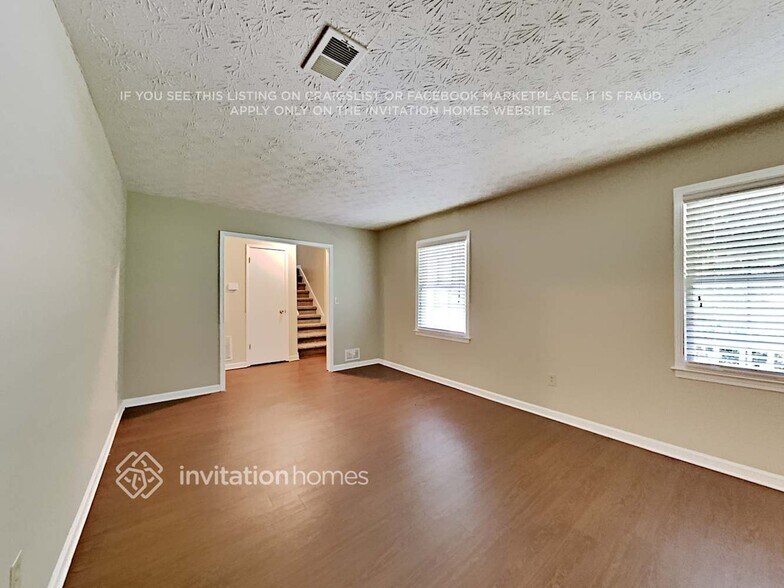 Building Photo - 3248 Mountain Hollow Dr