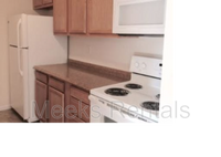 Building Photo - 2211 US-60