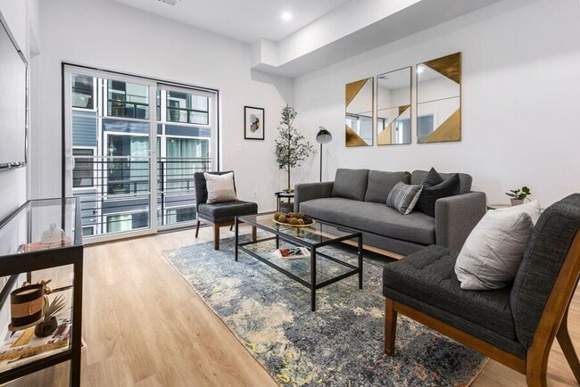 Building Photo - 2310 4th St NE