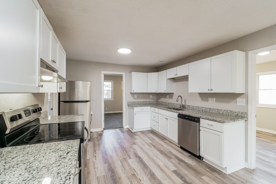 Building Photo - 1028 Randolph St