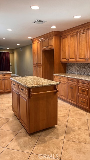 Building Photo - 237 La Quinta Dr
