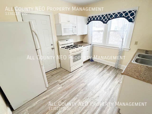 Building Photo - 4928 E 84th St