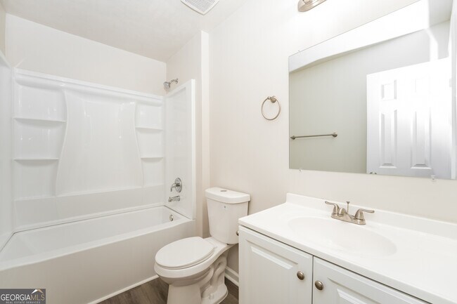 Building Photo - 1407 Bridgewater Branch