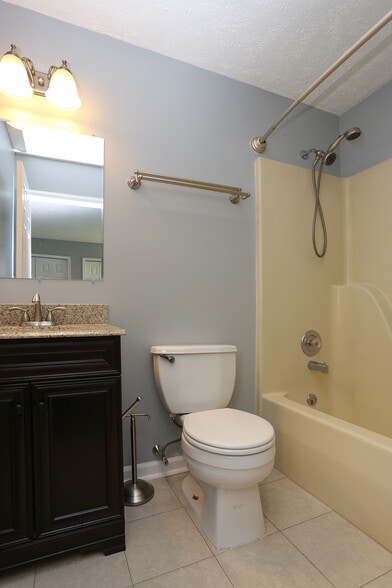 Building Photo - 7817 Camp Rd