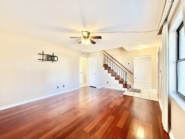 Building Photo - 12472 Monarch Cir