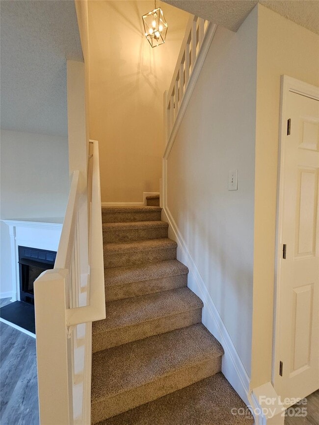Building Photo - 12340 Honey Hill Ln