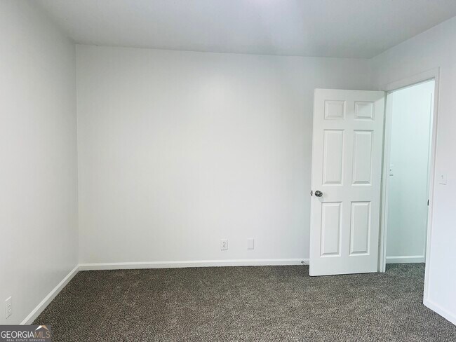 Building Photo - 207 Harwell Ave