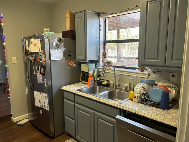 Building Photo - 2088 Co Rd 1215