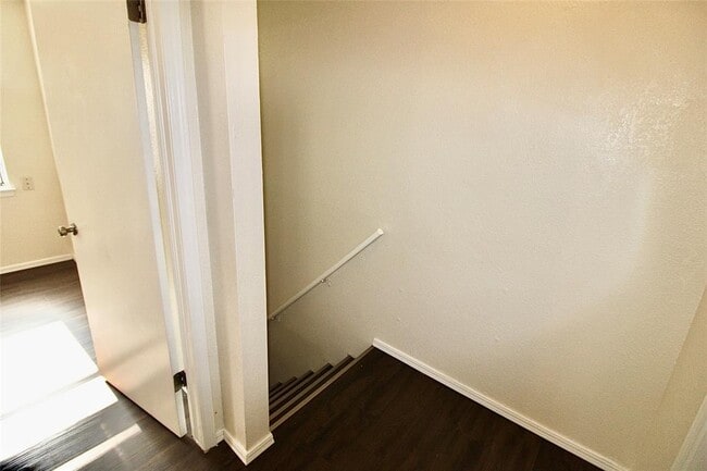 Building Photo - 2336 Heatherfield Ln