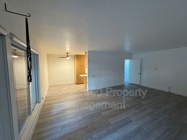 Building Photo - 1139 E OCEAN Blvd