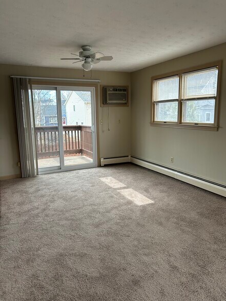 Building Photo - 325 Porter St