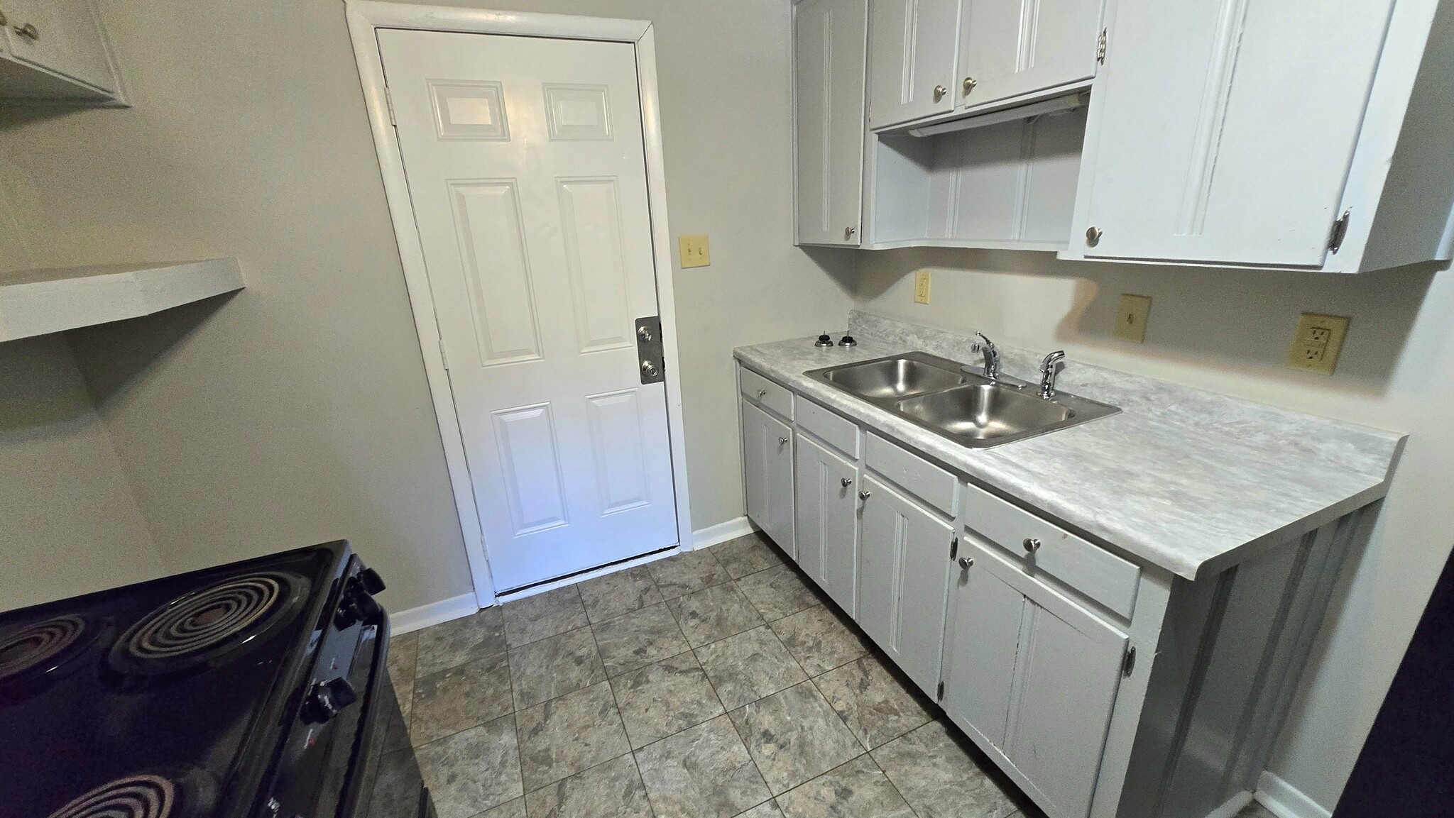 Building Photo - 1503 Golf Club Ln