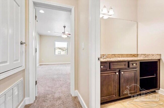 Building Photo - 3501 Mossy Oak Villas Cir