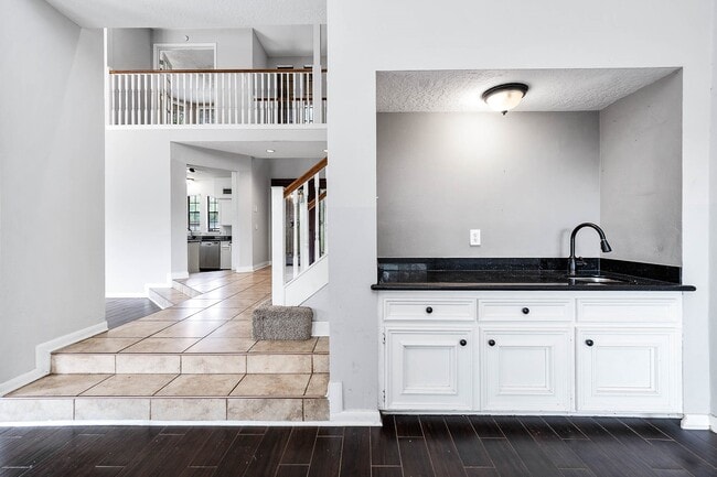Building Photo - 11635 Snowmass Dr