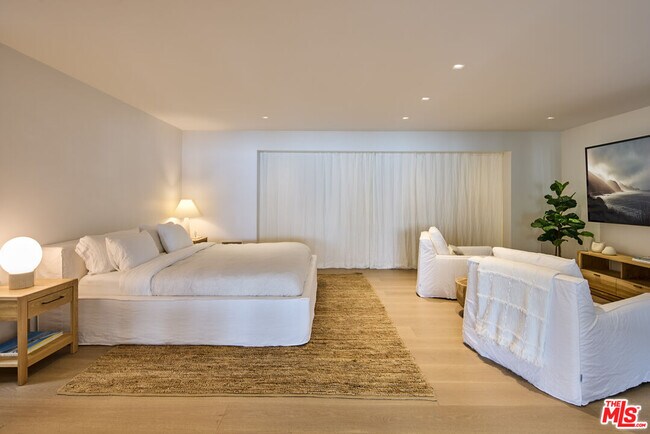 Building Photo - 24548 Malibu Rd